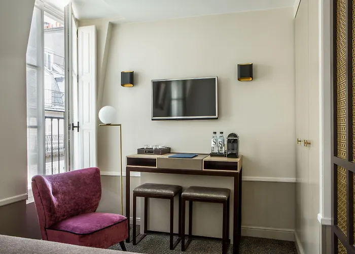 La Tamise - Esprit De France 4* Paris