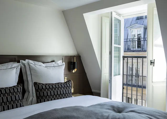 La Tamise - Esprit De France Hotel Parigi