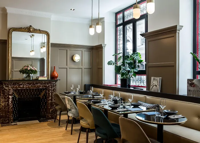 Hotel La Tamise - Esprit De France 4*