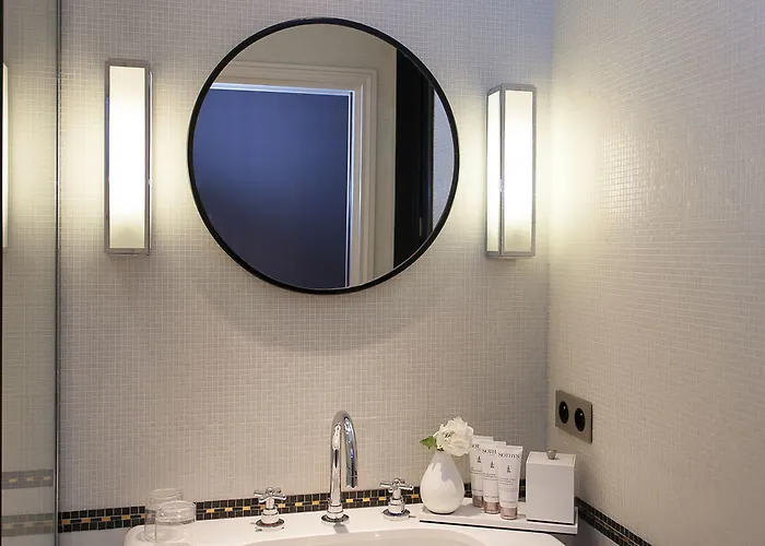 La Tamise - Esprit De France Hotel Parigi