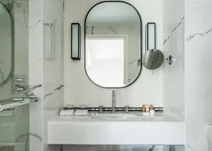 Hotel La Tamise - Esprit De France